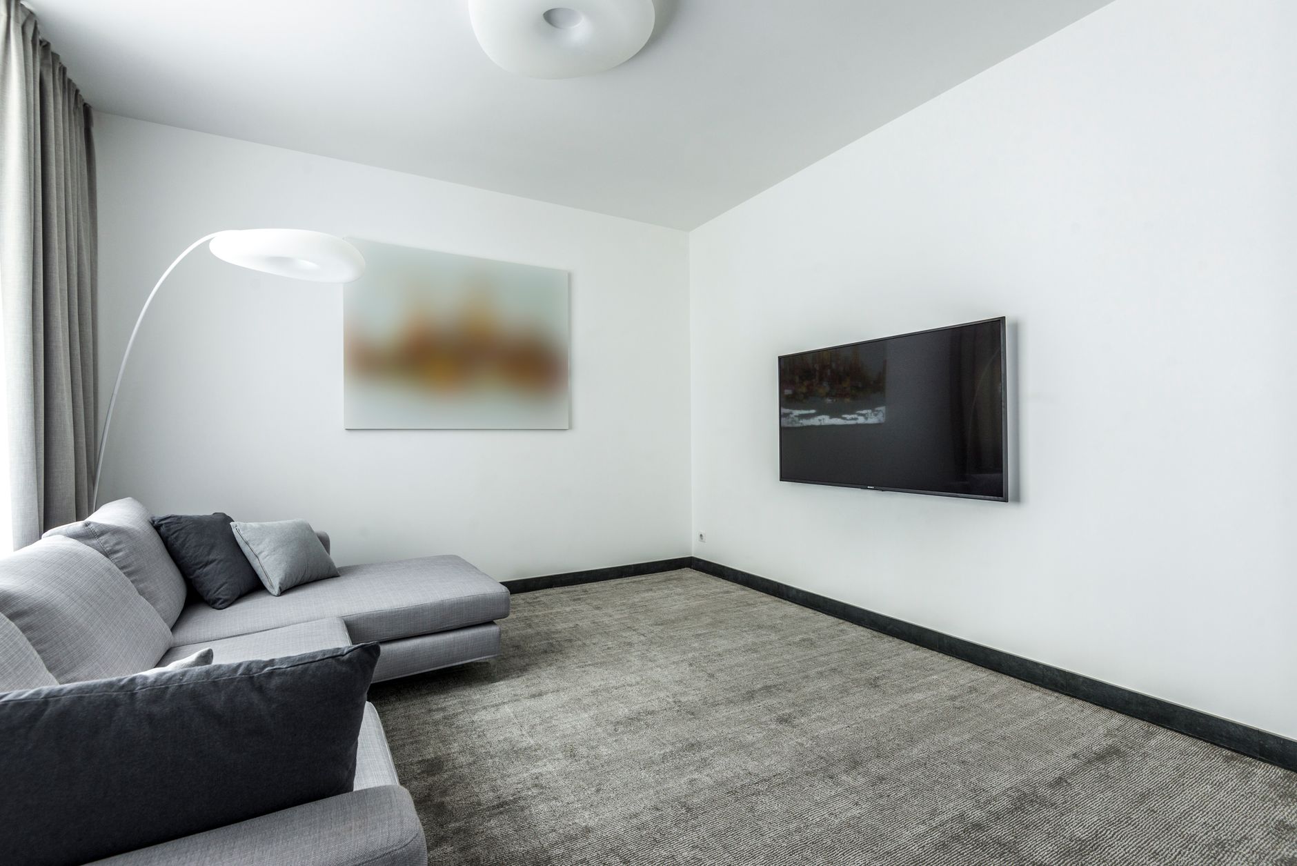 8 astuces de rangement pour vos tapis : optimisez votre espace !