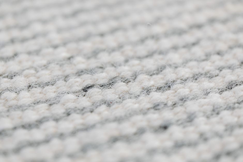 Guide pratique pour nettoyer un tapis en laine