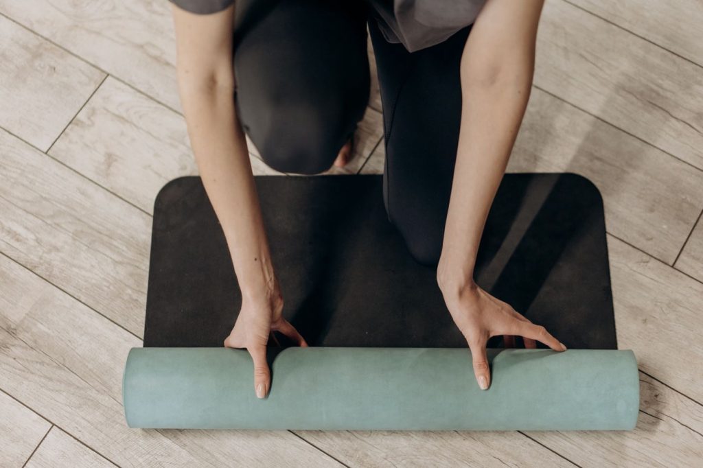 Manduka PRO ou Liforme : quel tapis pour pratique soutenue