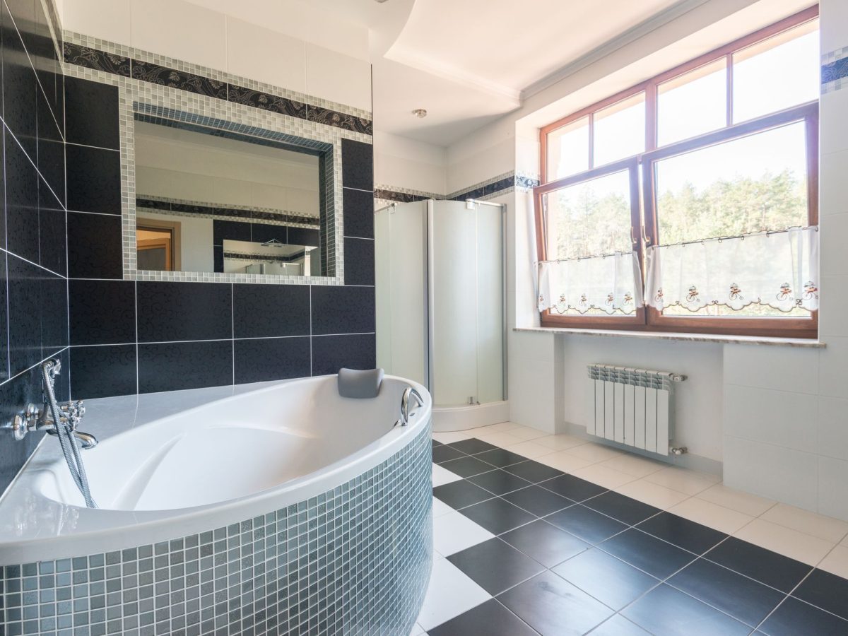 Sol de salle de bain posé